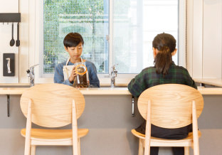 中高生によるカフェ運営