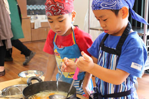 収穫歳「ごはん屋おへそ」